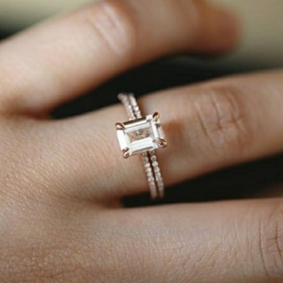 18K Rose Gold Emerald Cut Ring Set 😍 - Picture 2 of 8